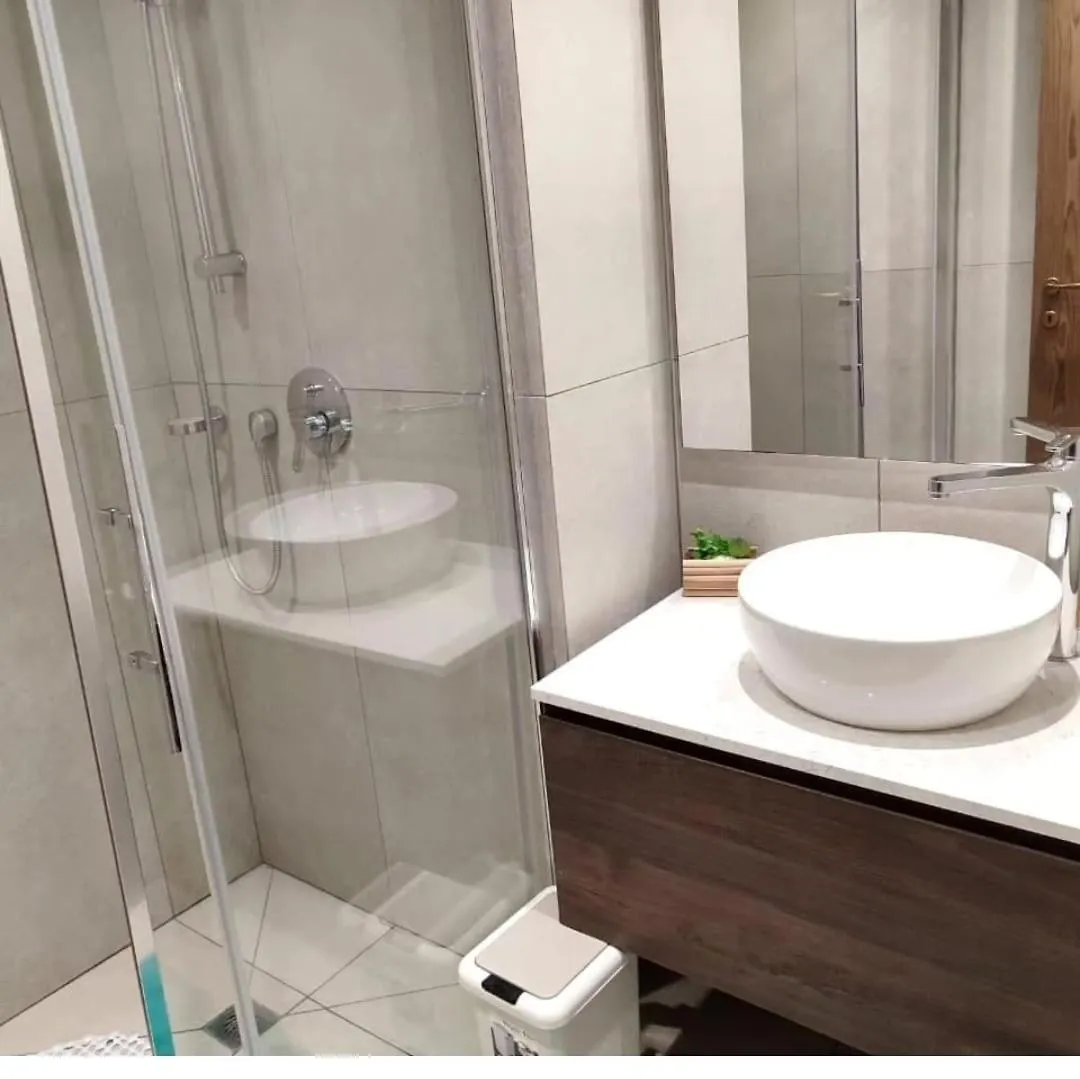 Modern 1-Bedroom Apartment With Salon In The Heart Of Casablanca 0*,